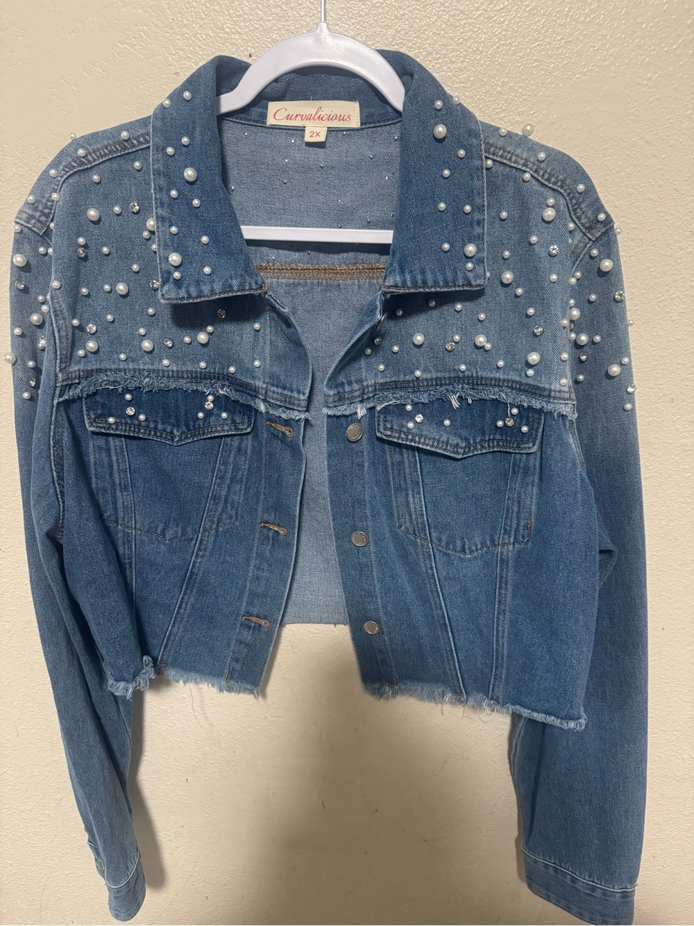 Women's Blue Pearl-Embellished Cropped Denim Jacket
